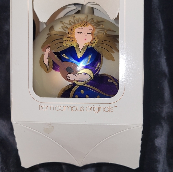 Collectible Treasures from Campus Originals Collectible Christmas Ornament - Picture 2 of 4